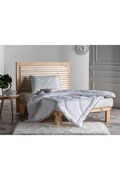 Doqu Home White Single King Size Climate Quilt