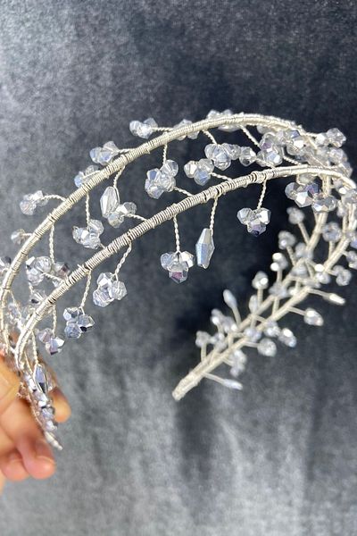 Hobigram Model de înger lucrat manual cu piatră de cristal de culoare argintie Henna și coroană de mireasă – Coroană, piatră de cristal, model elegant