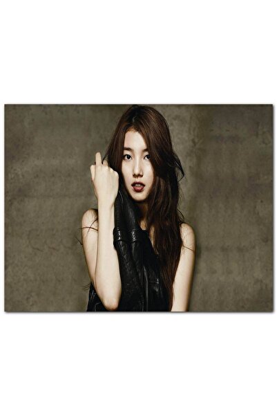 Cakatablo Wooden Painting Korean Beautiful Suzy with Jacket (35X50 cm Size)