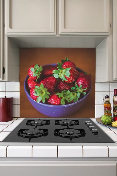 Tilki Dünyası Strawberry Sticker Behind Kitchen Stove