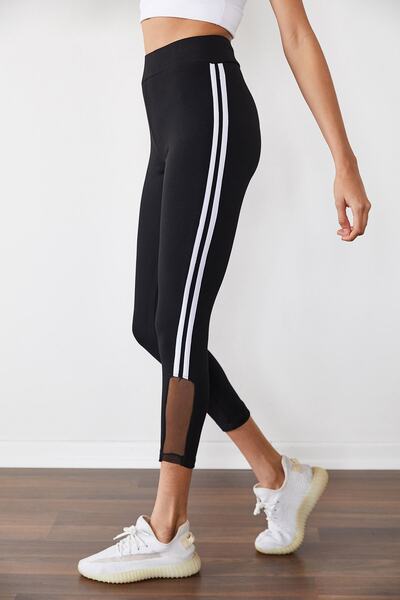 XHAN Дамски клин с висока талия на райе с детайли от черен тюл 1KZK5-11400-02