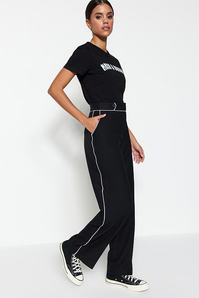 Trendyol Collection Schwarze gewebte Hose mit hoher Taille TWOSS23PL00064