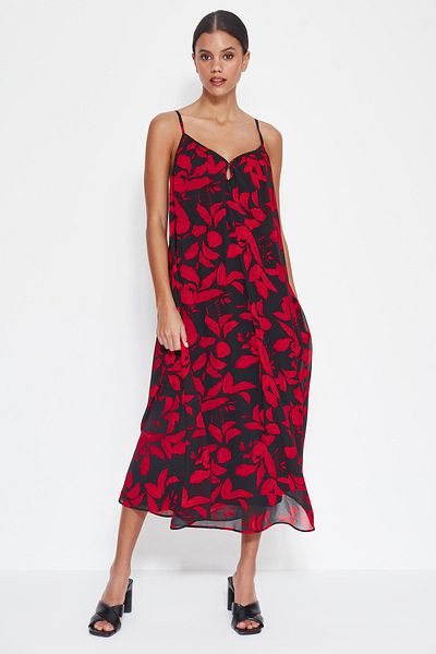 Trendyol Collection Rotes, gerade geschnittenes Maxikleid aus gewebtem Chiffon mit Blumendruck und Futter TWOSS23EL00483