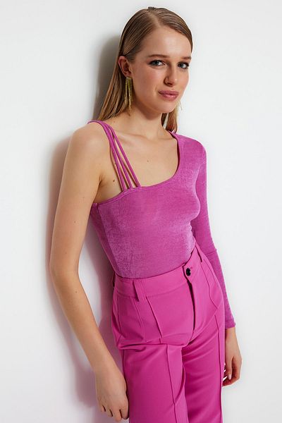 Trendyol Collection Lilafarbener Strick-Body mit Druckknöpfen TPRSS23BD00008