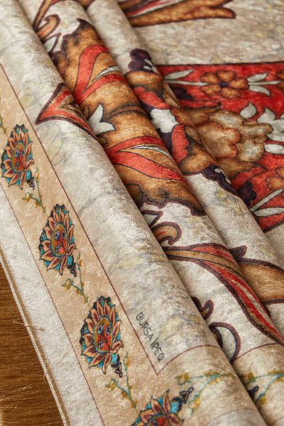 Bursa İpek Beige Velvet Rug Prayer Rug
