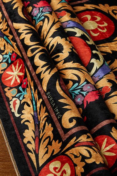 Bursa İpek Black Velvet Carpet Prayer Rug
