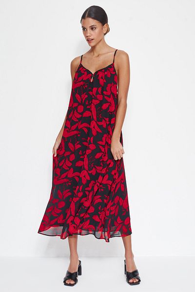 Trendyol Collection Rotes, gerade geschnittenes Maxikleid aus gewebtem Chiffon mit Blumendruck und Futter TWOSS23EL00483