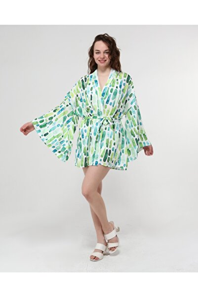 Bolder Naomi Green Geometric Pattern Kimono