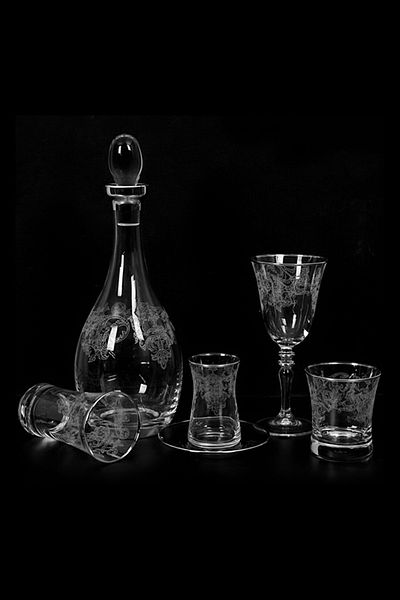 DECOSTYLE Rumi 31 Piece Glass Cup Set for 6 People