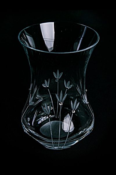 DECOSTYLE Tulip Custom Made Cold Cut Crystal Decor Thin Waisted Tea Cup 6 Pieces