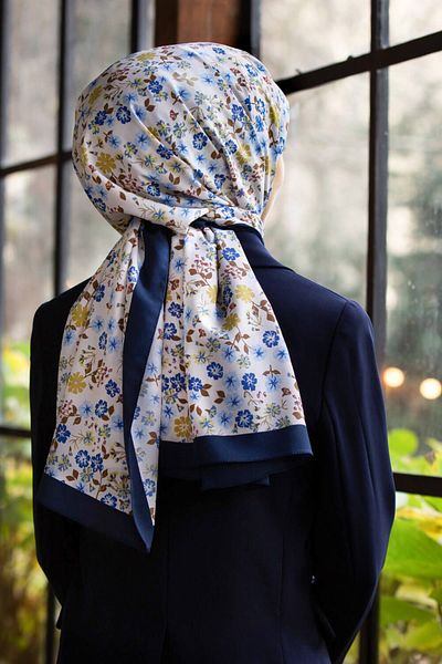 Vissona Γυναικείο Πολυτελές Μεταξωτό Σάλι Medina Indigo-mustard