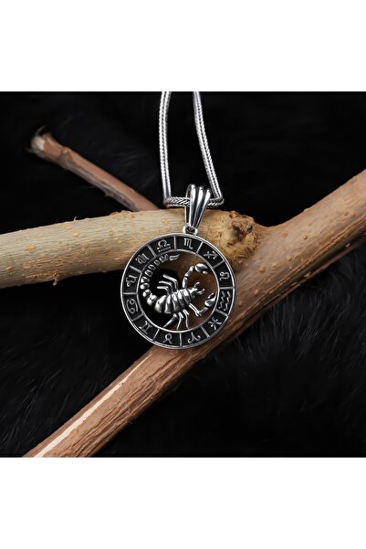 Glorria Gümüş Erkek Akrep Burcu Kolye