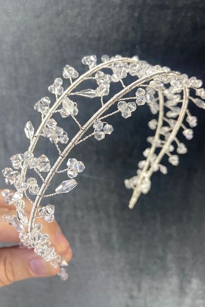 Hobigram إكسسوار الزفاف للموسم الجديد مصنوع يدويًا من حجر الكريستال الشفاف موديل Angel Henna وتيجان الزفاف – Other Sa