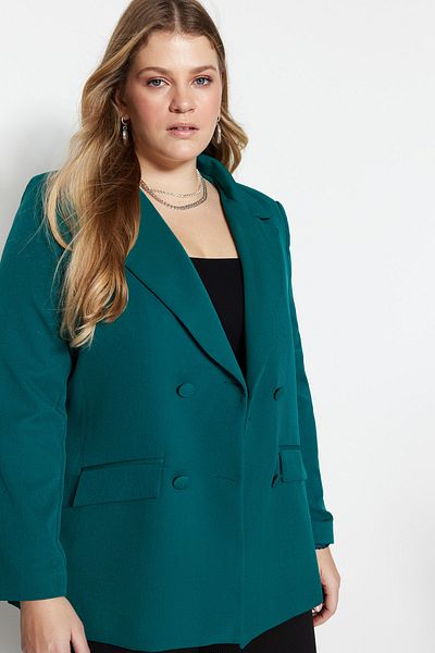 Trendyol Curve Grüne Jacke mit Taschendetail TBBSS22CE0180