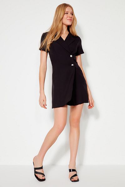Trendyol Collection Λεπτομερές υφαντό φόρεμα με μαύρο κουμπί TWOSS23EL00115