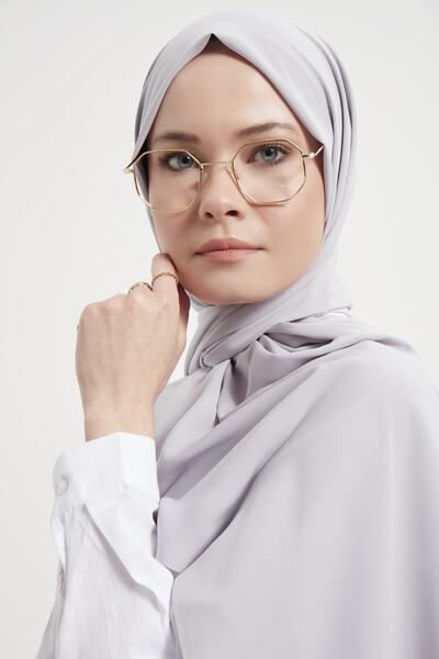 Julia Lauren شال نسائي من حرير المدينة باللون الرمادي الفضي - 143