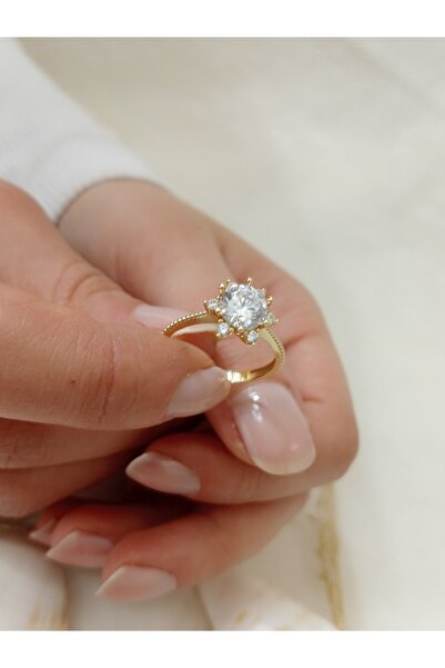 As Altın Lotus Çiçeği Tektaş Yüzük