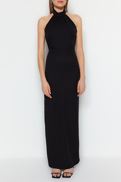 Trendyol Collection Βραδινό φόρεμα με μαύρη γραμμή με γυαλιστερό κόσμημα TPRSS23AE00013