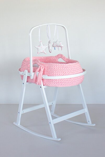 Babycom Beyaz Ahşap Çemberli Beşik Standı + Pembe Örgü Sepet + Kumaş Oyuncak