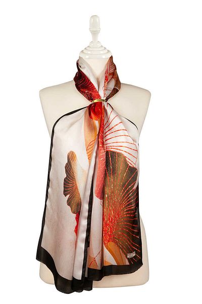 Bursa İpek Black Lily Pattern Silk Scarf