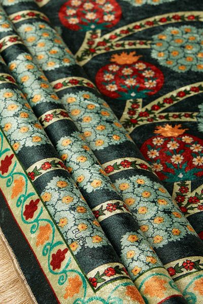 Bursa İpek Khaki Velvet Rug Prayer Rug