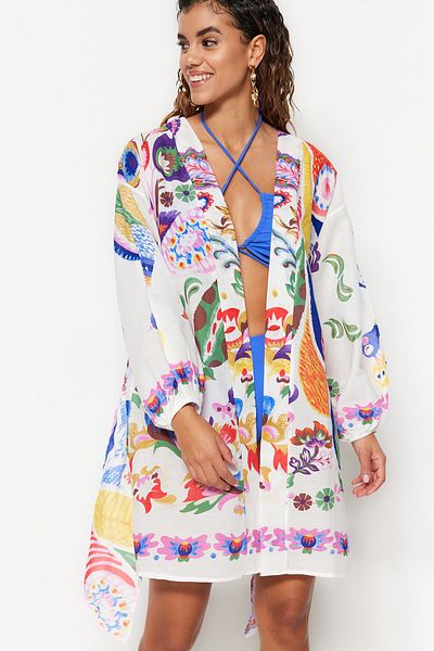 Trendyol Collection Kimono und Kaftan aus 100 % Baumwolle mit Blumenmuster, Gürtel, Mini-Ballonärmeln und gewebten Stoffen TBESS22KM0022