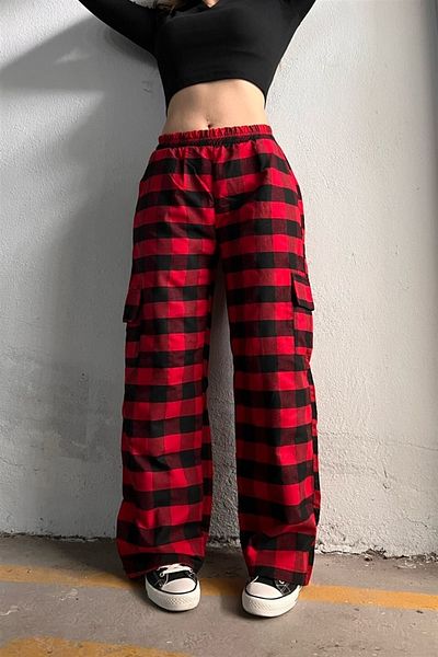 Gofeel Y2k Unisex Red Black Cargo Pocket Detailed Plaid Pants with Elastic Waist