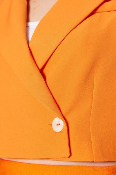 Trendyol Collection Pomarańczowa marynarka z podszewką i podszewką TWOAW22CE0086