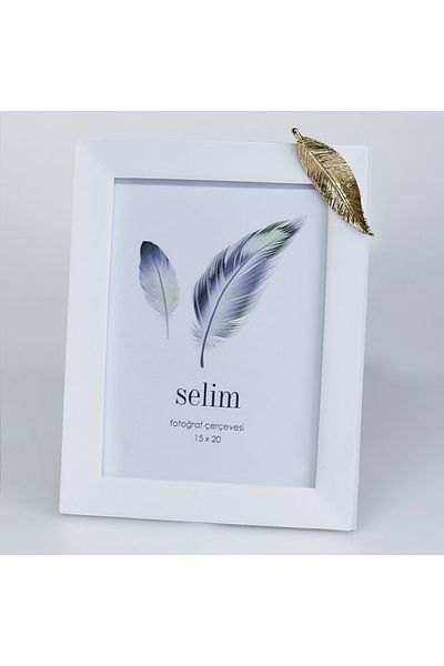 Selim 15x20 Leaf Frame White Gold
