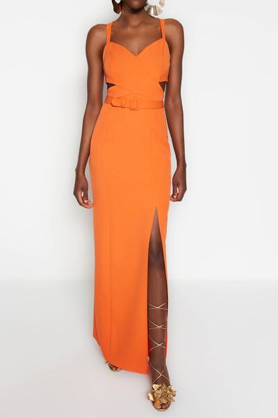 Trendyol Collection Rochie de seară lungă cu curea portocalie, țesută cu ferestre/decupate TPRSS23AE00000