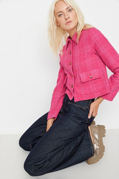 Trendyol Collection Rosafarbene, taillierte, karierte Crop-Webjacke mit Taschendetail TWOAW23CE00140