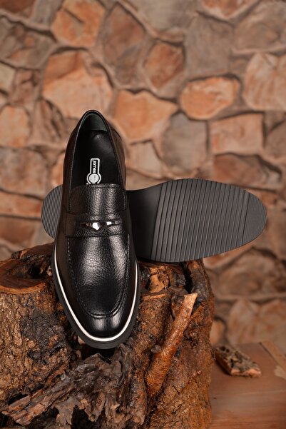 JAMES FRANCO Мъжки ежедневни обувки от естествена кожа, предлагащи едновременно издръжливост и елегантност