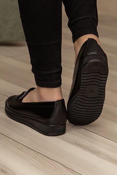 Ewen Tomm Daily Orthopedic Stone Shoes