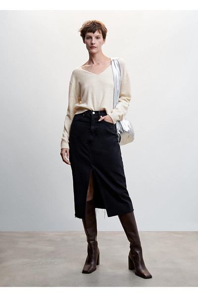 MANGO Woman V-Neck Knitwear Sweater Design