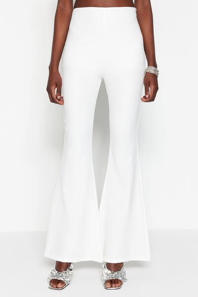 Trendyol Collection Ecru tkané svatební kalhoty TPRSS23PL00022