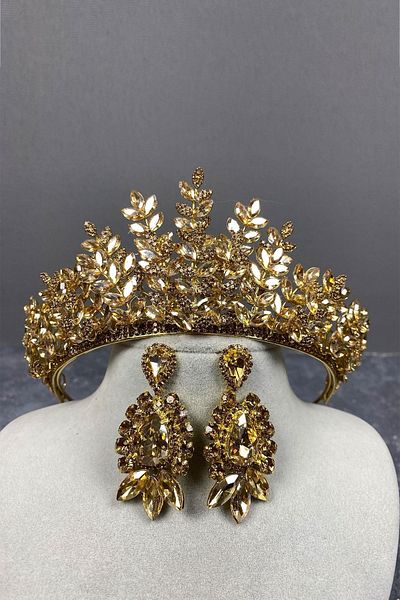Hobigram Set de coroană de mireasă și cercei cu trei pietre din henna tridimensională model Sezen de culoarea miere – coroană, piatră de cristal