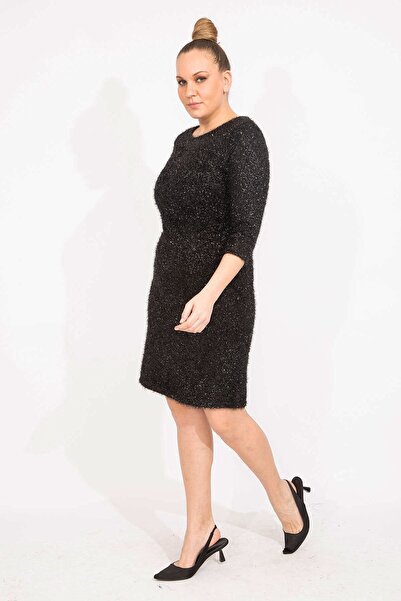 Şans Nagy méretű fekete csillogó bélésű ruha - 65n35530