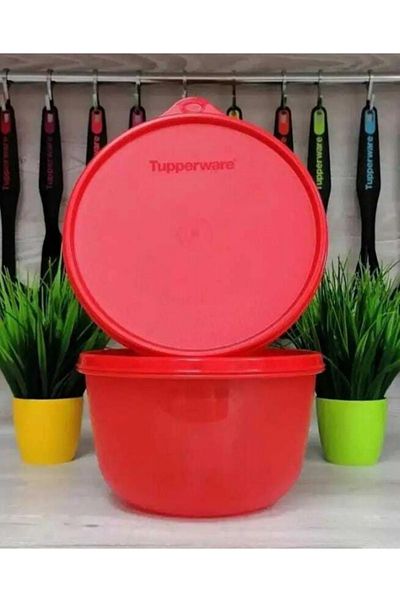 Tupperware Fire Red 2 Liter Storage and Service Container