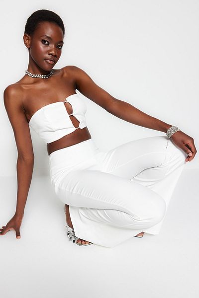 Trendyol Collection Bustier - Ecru - Unifarben