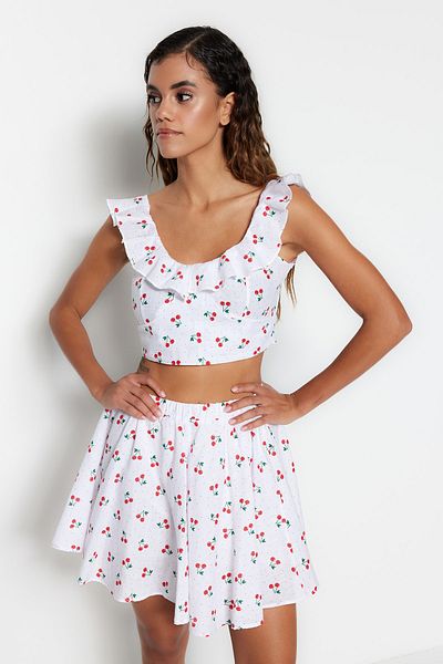 Trendyol Collection Strand-Set aus Baumwollbluse und Rock mit Fruchtmuster und Rüschen – TBESS21AU0332