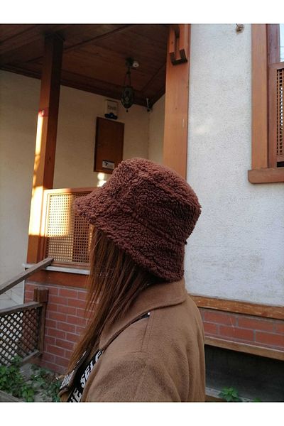 Shopiolog Women's Plush Bucket Hat