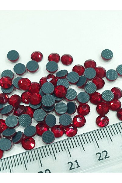 CRYSTALSHOP حجر لاصق مع مكواة Dmc Hotfix Ss20 باللون الأحمر - 25 جرام (400AD)