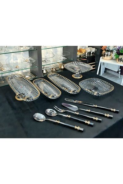Santara مجموعة العرض التقديمي الرائعة المكونة من 10 قطع من Avangarde بتصميم خاص مزدوج مع زهور ذهبية مذهبة