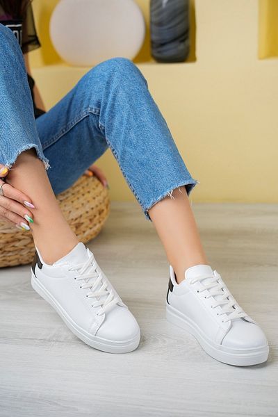 TRENDYER Women's White Walking Shoes Lace-up Comfortable Sneakers