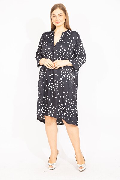 Şans Women's Plus Size Navy Blue V-Neck Javanese Dress 65n35527