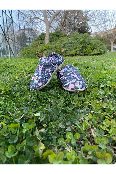 Gebelog Unicorn Non-Slip Sole Baby Booties