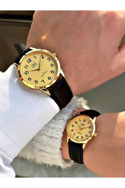 Q&Q Q888j728y Leather Band Couple Lover Wristwatch