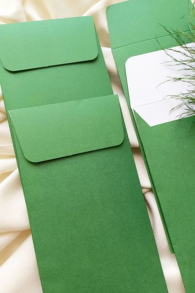 Dekorden 100 Green Invitation Envelopes 11X22 Cm.