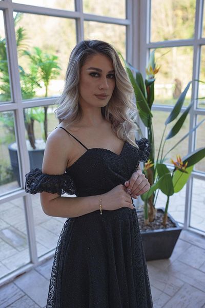 SpringStore Rochie de seara cu maneca neagra