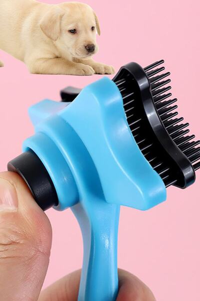 TechnoStation فرشاة أوتوماتيكية للحيوانات الأليفة - مشط لتجميع شعر القطط والكلاب